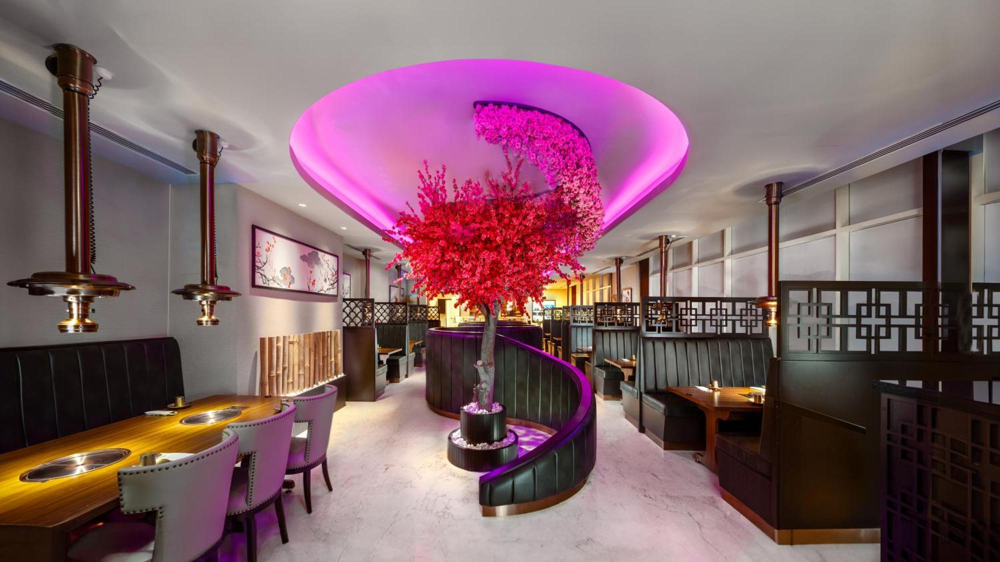Millennium Place โดฮา ภายนอก รูปภาพ Interior of Buddha Bar London